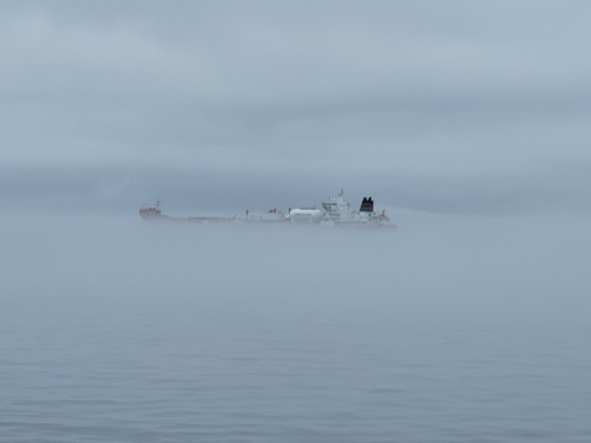 Knutsen shuttle tanker hiding in the fog at Skagen Road.jpg